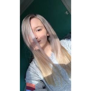 Meet your Posher, Nicole